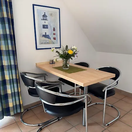 Apartment Mit Balkon-nur 500 Meter Zum Zingst