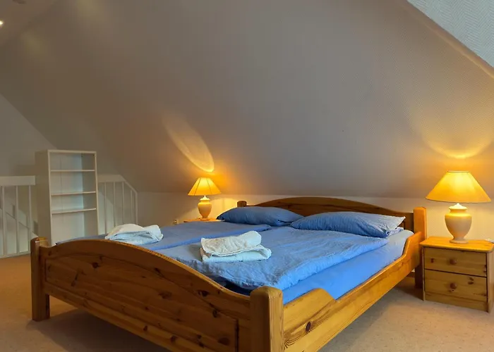 Mit Balkon-nur 500 Meter Zum