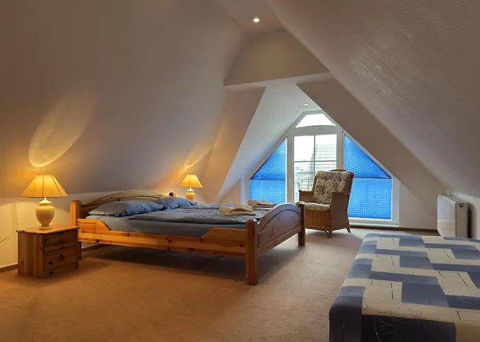 Mit Balkon-nur 500 Meter Zum